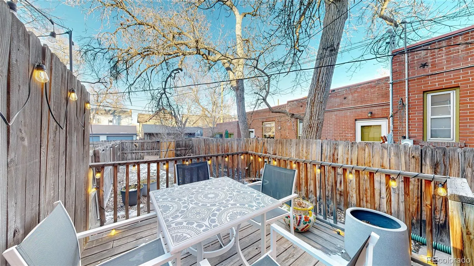 04172026004133 1600 21