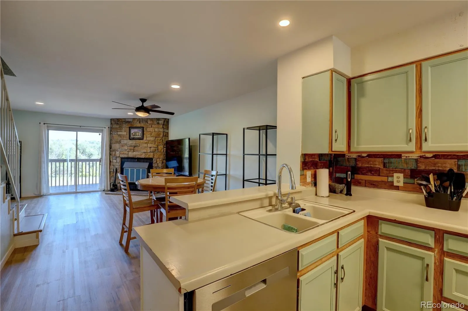 9771 W Cornell Place Denver CO 80227 | MLS #REC8254554 08182026234803 1600 6