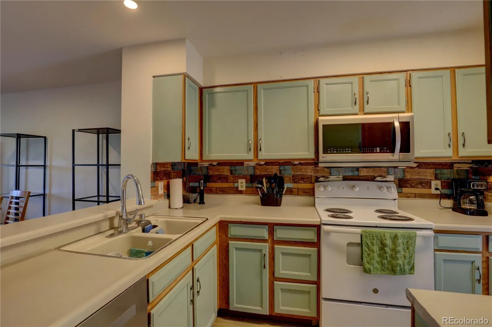 9771 W Cornell Place Denver CO 80227 | MLS #REC8254554 08182026234803 1600 7