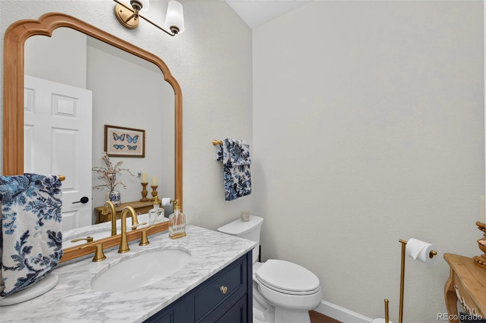 5587 S Gray Street Littleton CO 80123 | MLS #REC8254860 08122026160556 1600 14