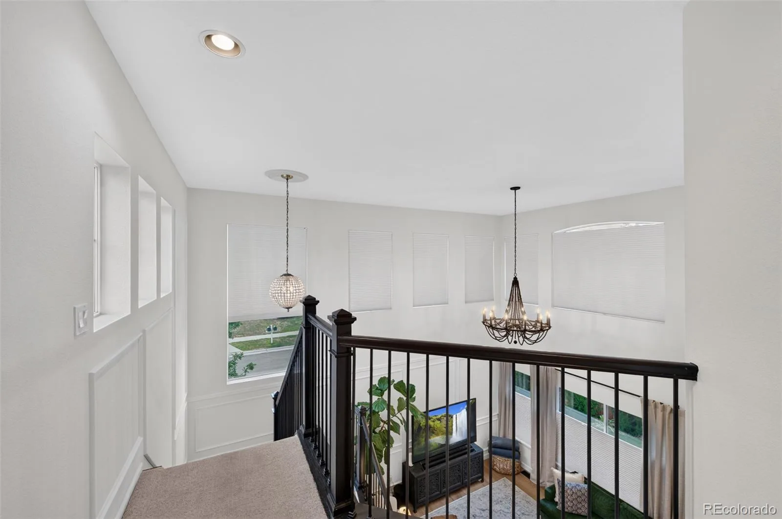 5587 S Gray Street Littleton CO 80123 | MLS #REC8254860 08122026160556 1600 16