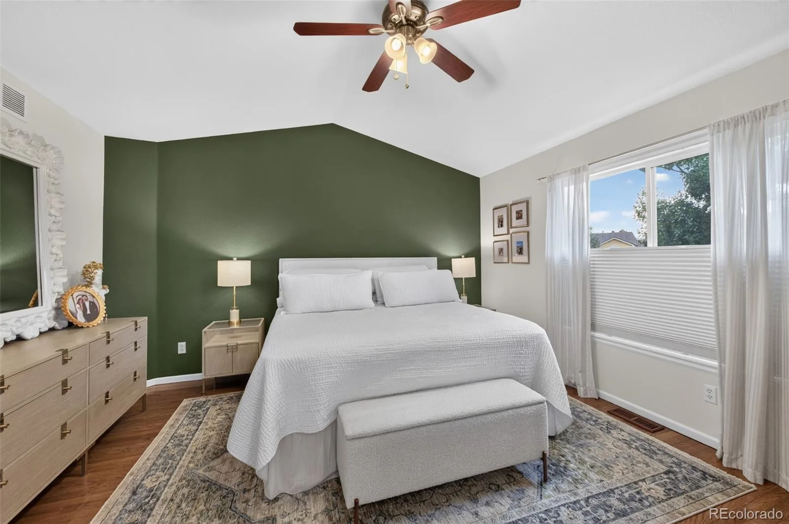 5587 S Gray Street Littleton CO 80123 | MLS #REC8254860 08122026160556 1600 17
