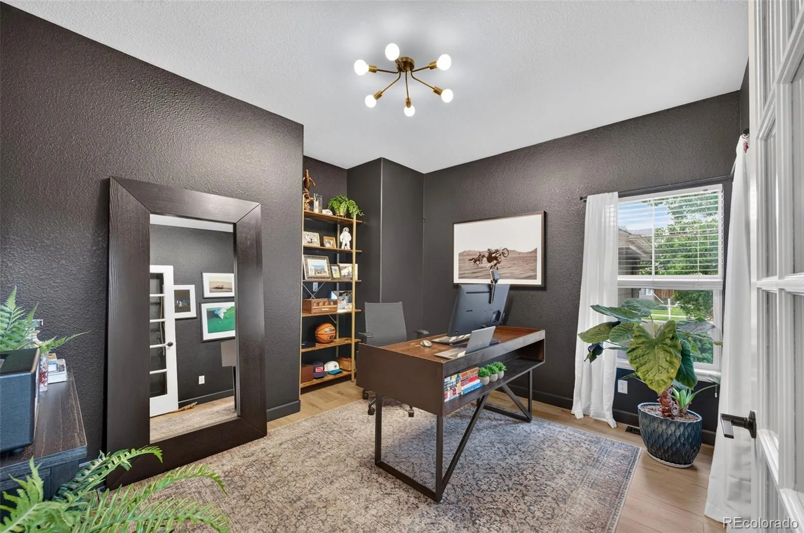 5587 S Gray Street Littleton CO 80123 | MLS #REC8254860 08122026160556 1600 8