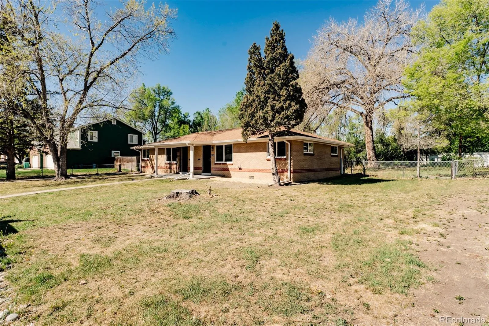 1775 Cody Street Lakewood CO 80215 MLS #REC8256351 04182026174846 1600 10