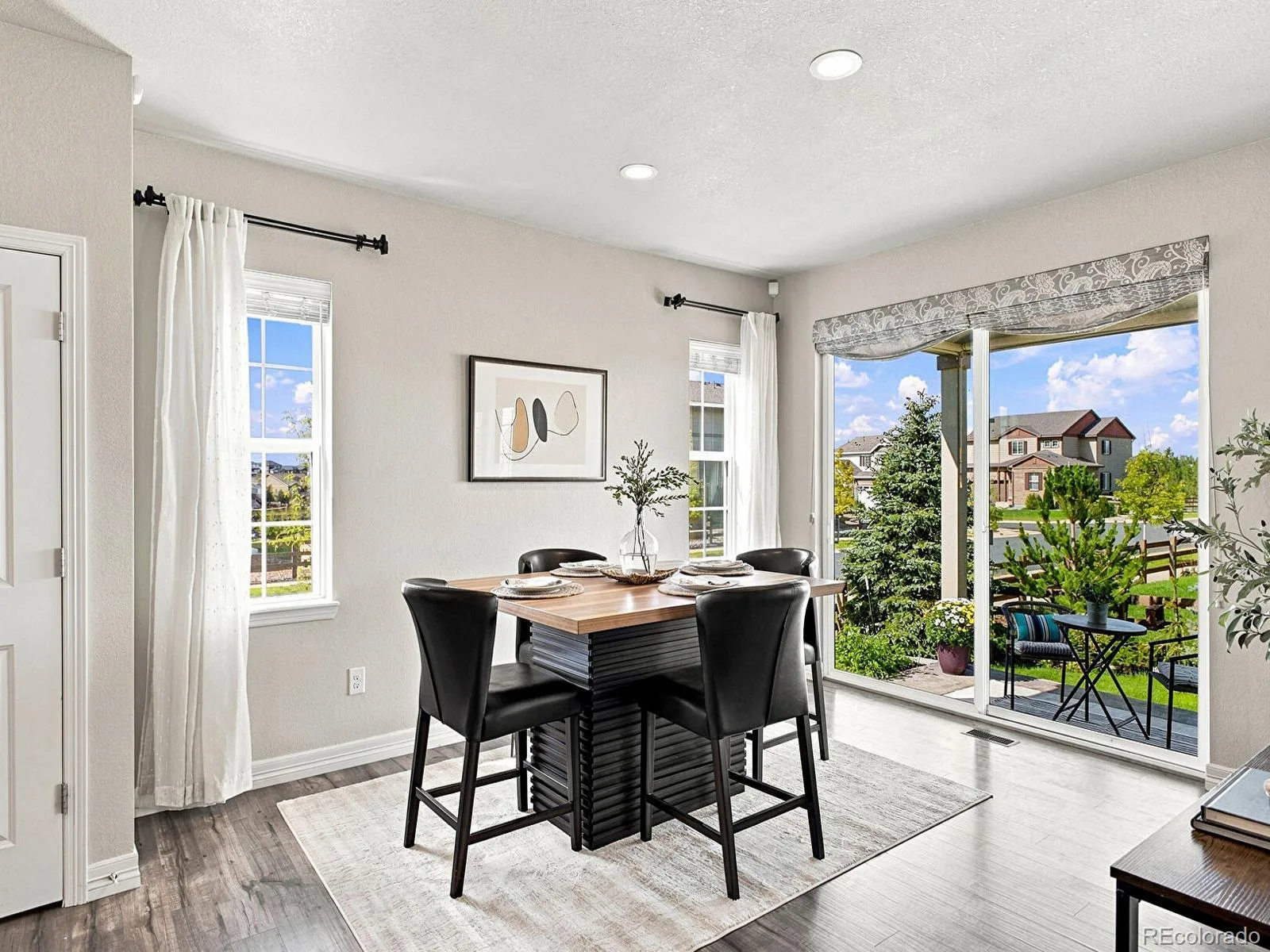 7266 S Robertsdale Way Aurora CO 80016 | MLS #REC8257413 09222026084913 1600 10