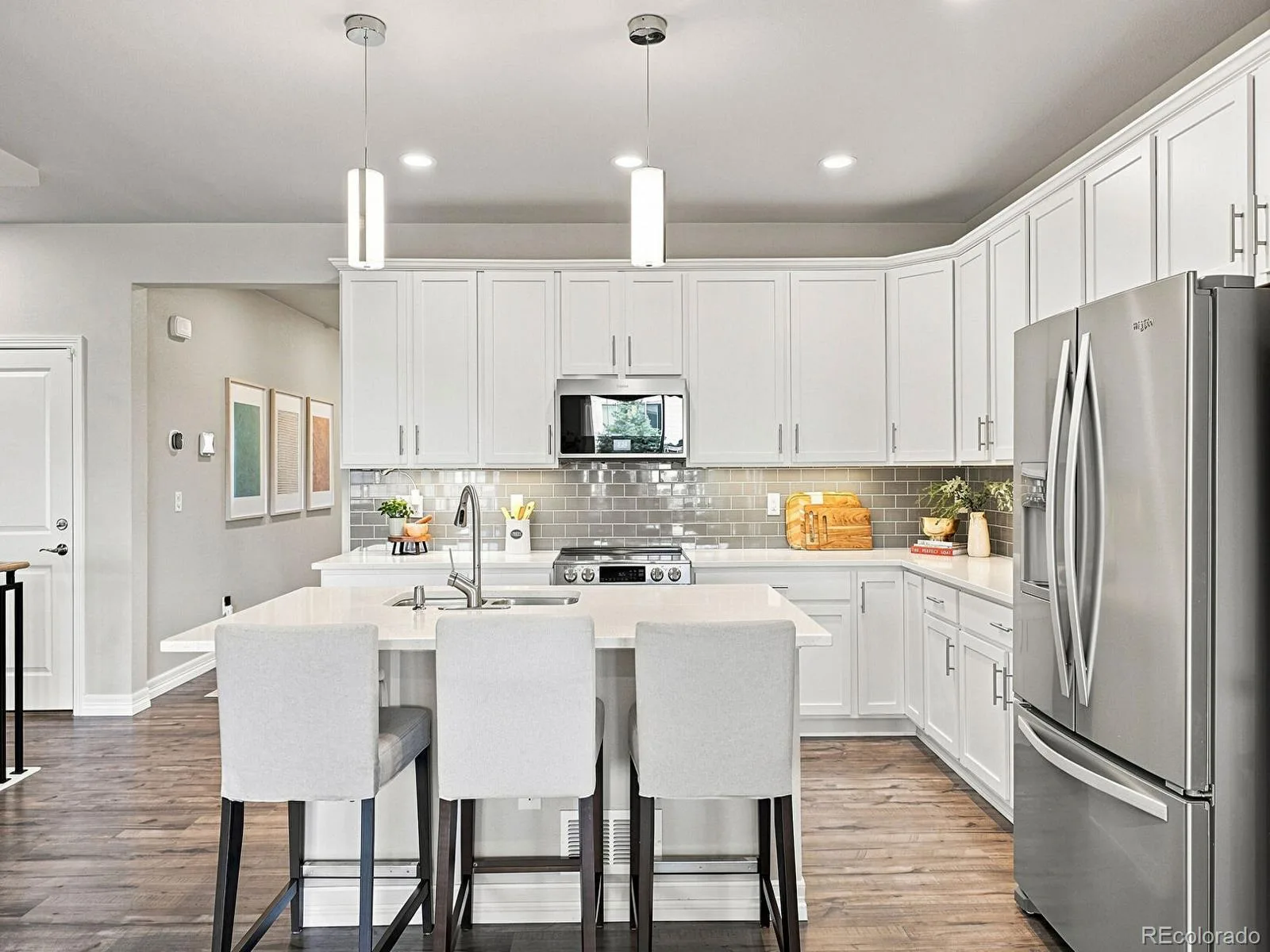 7266 S Robertsdale Way Aurora CO 80016 | MLS #REC8257413 09222026084913 1600 12