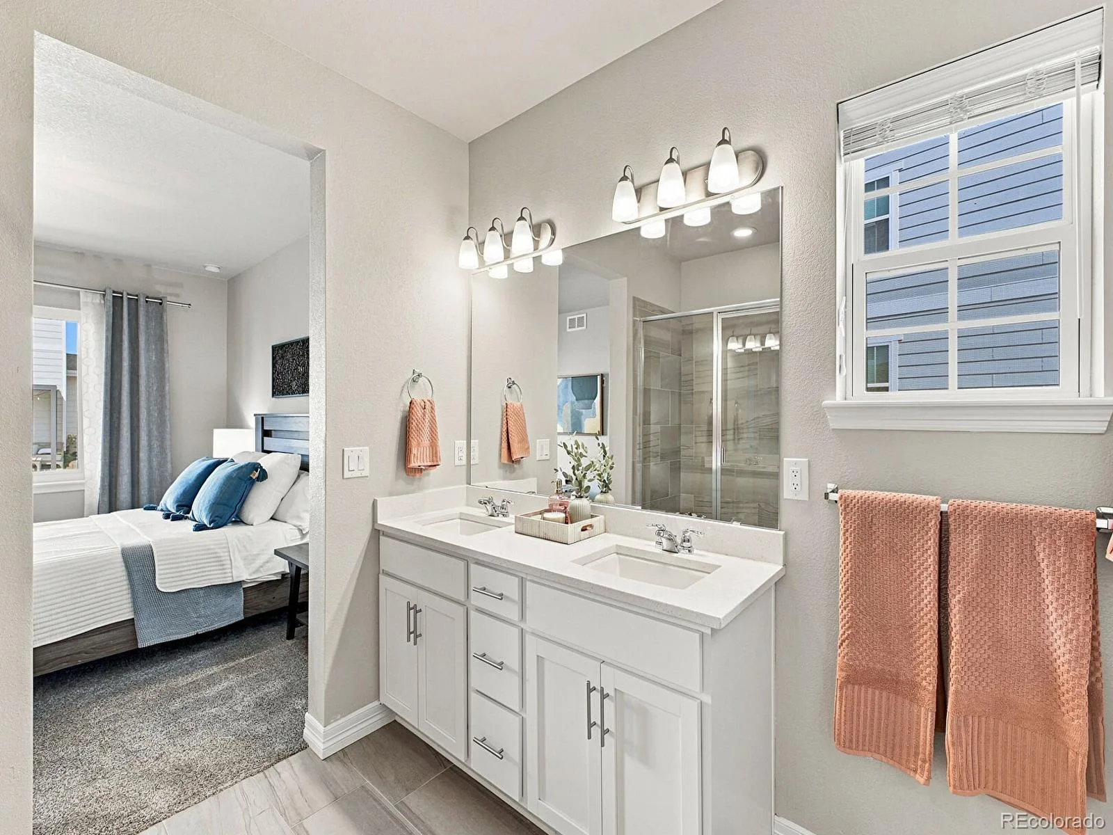 7266 S Robertsdale Way Aurora CO 80016 | MLS #REC8257413 09222026084913 1600 19