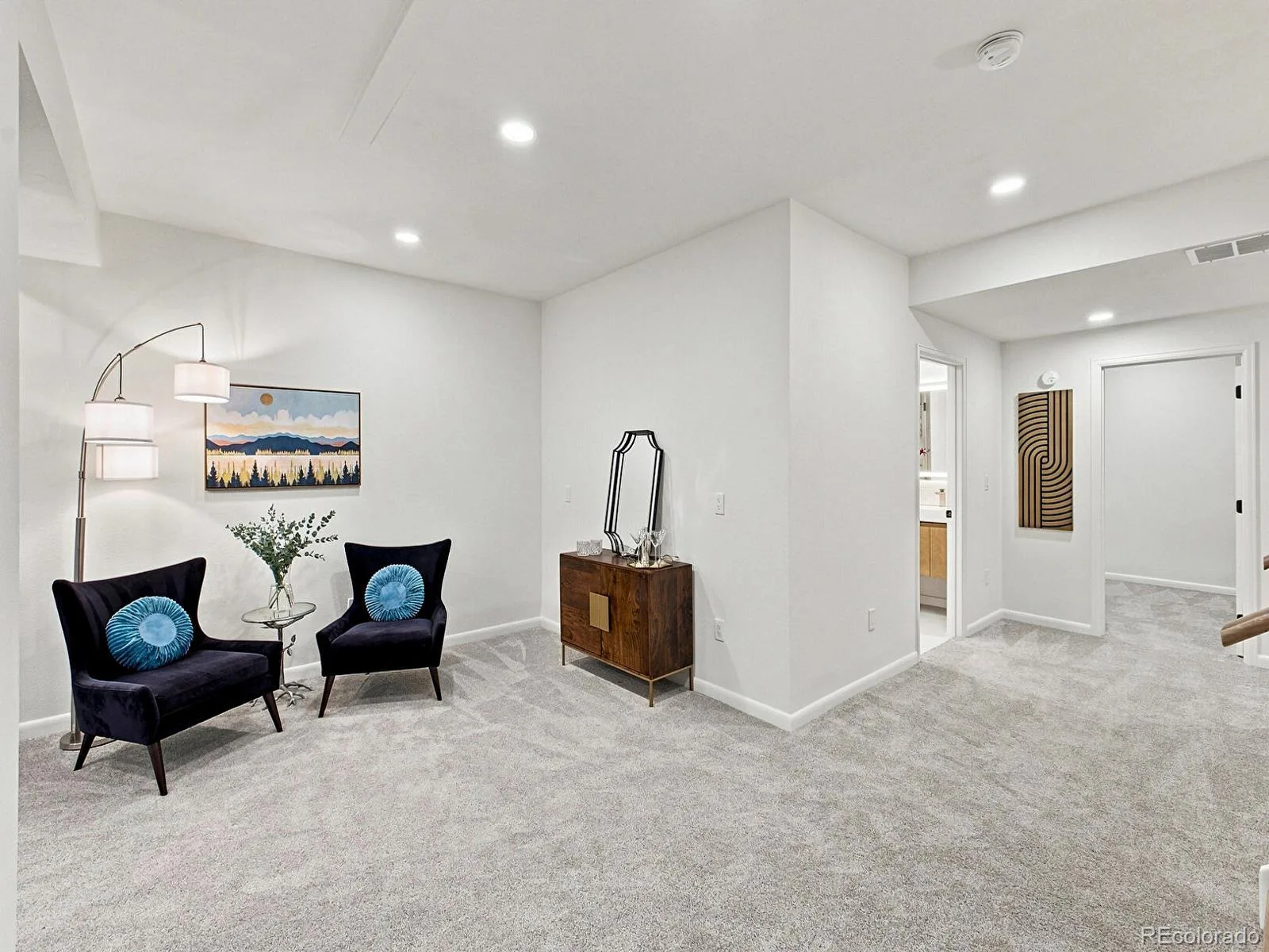 7266 S Robertsdale Way Aurora CO 80016 | MLS #REC8257413 09222026084913 1600 22