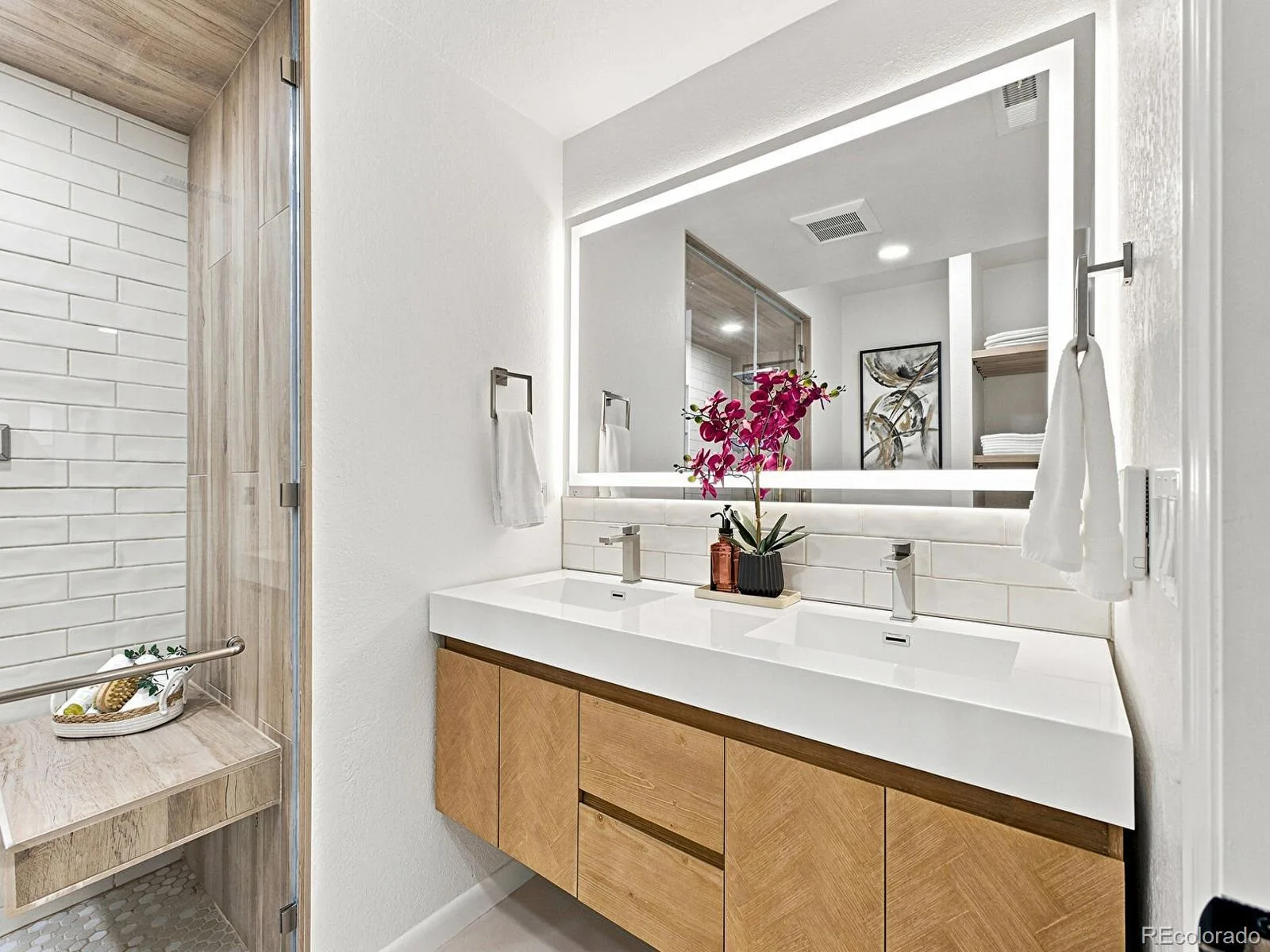7266 S Robertsdale Way Aurora CO 80016 | MLS #REC8257413 09222026084913 1600 27