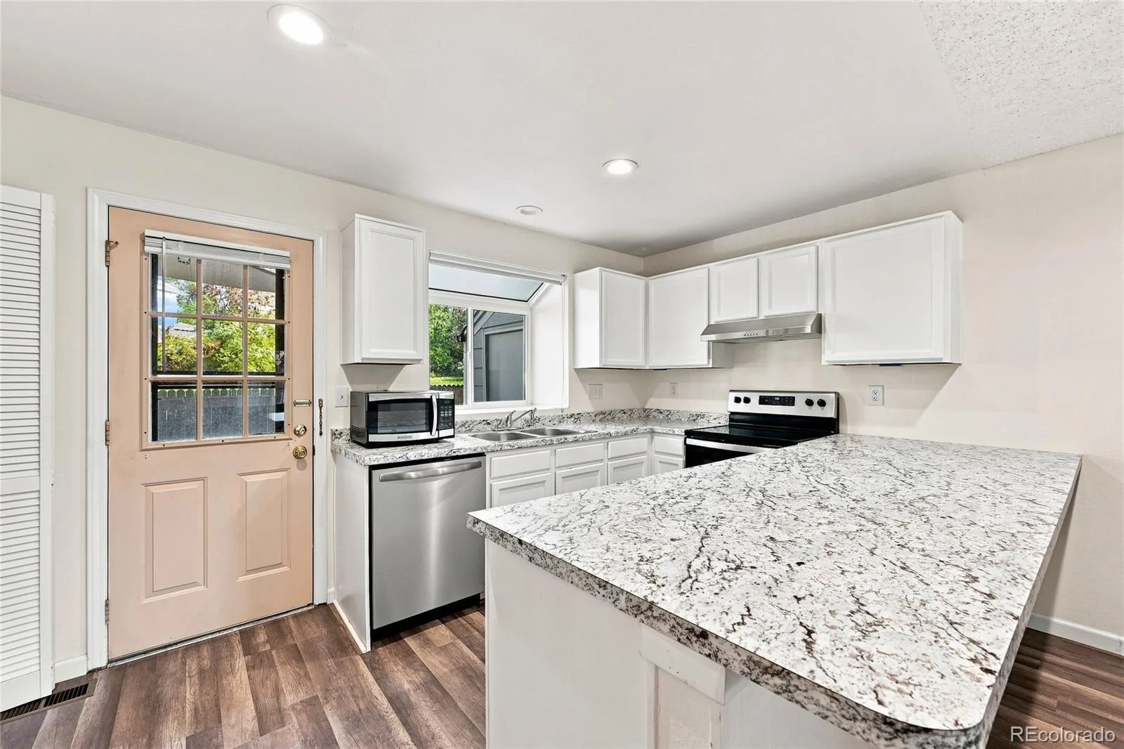 1228 S Flower Circle #C Denver CO 80232 | MLS #REC8258664 09242026002438 1600 13