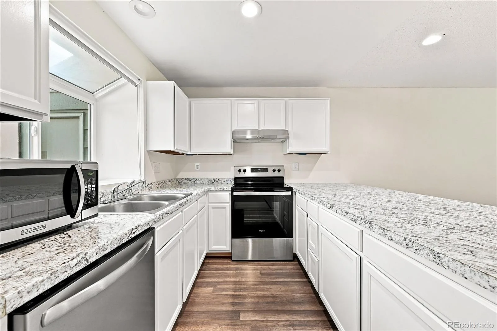 1228 S Flower Circle #C Denver CO 80232 | MLS #REC8258664 09242026002438 1600 14