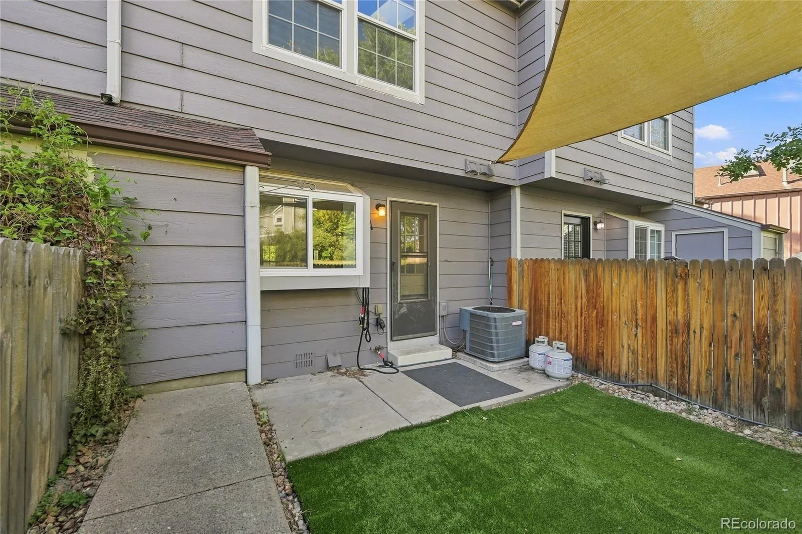 1228 S Flower Circle #C Denver CO 80232 | MLS #REC8258664 09242026002438 1600 25
