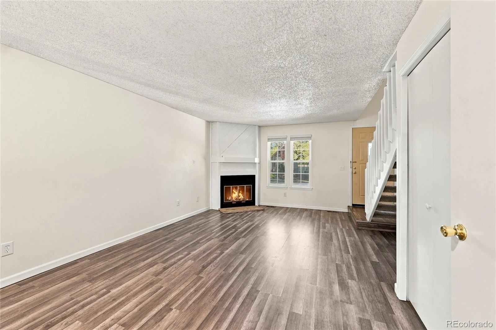 1228 S Flower Circle #C Denver CO 80232 | MLS #REC8258664 09242026002438 1600 9