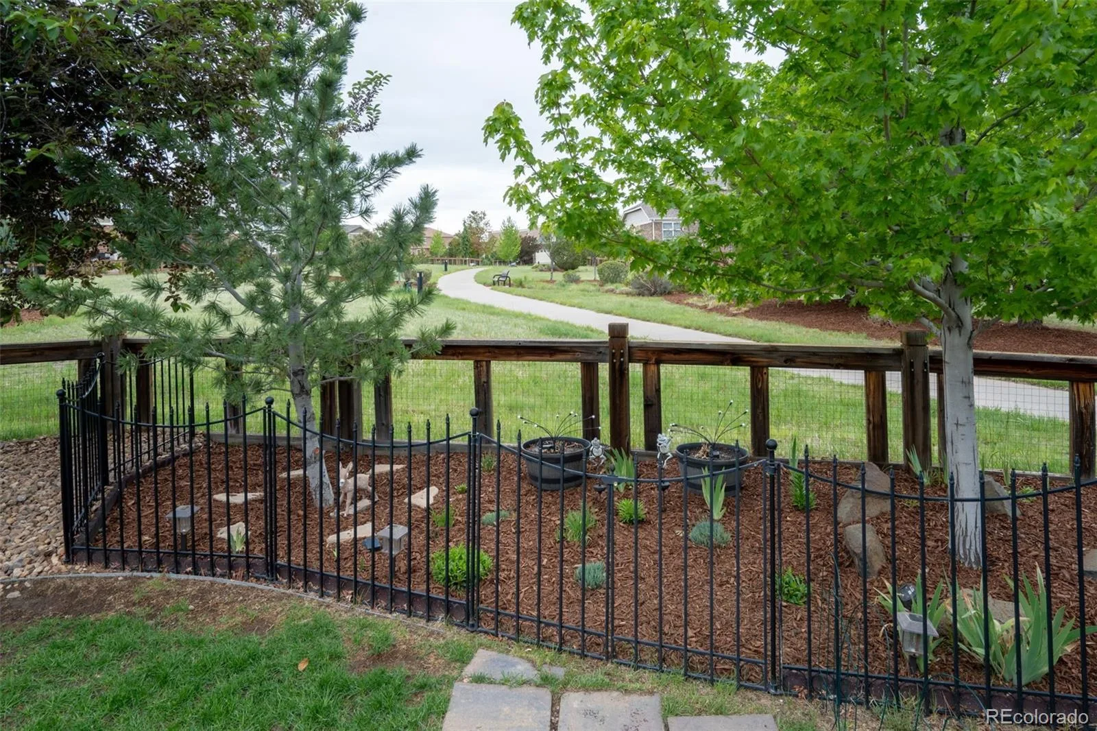 7151 S Oak Hill Circle Aurora CO 80016 | MLS #REC8261148 07222026152825 1600 33
