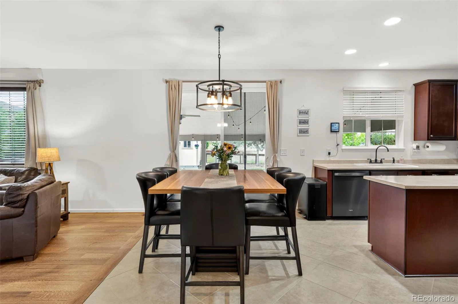 7151 S Oak Hill Circle Aurora CO 80016 | MLS #REC8261148 07222026152825 1600 6