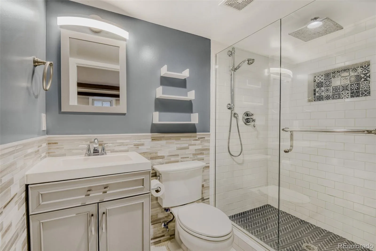 3171 S Williams Street Englewood CO 80113 MLS #REC8262956 05212026185607 1600 18