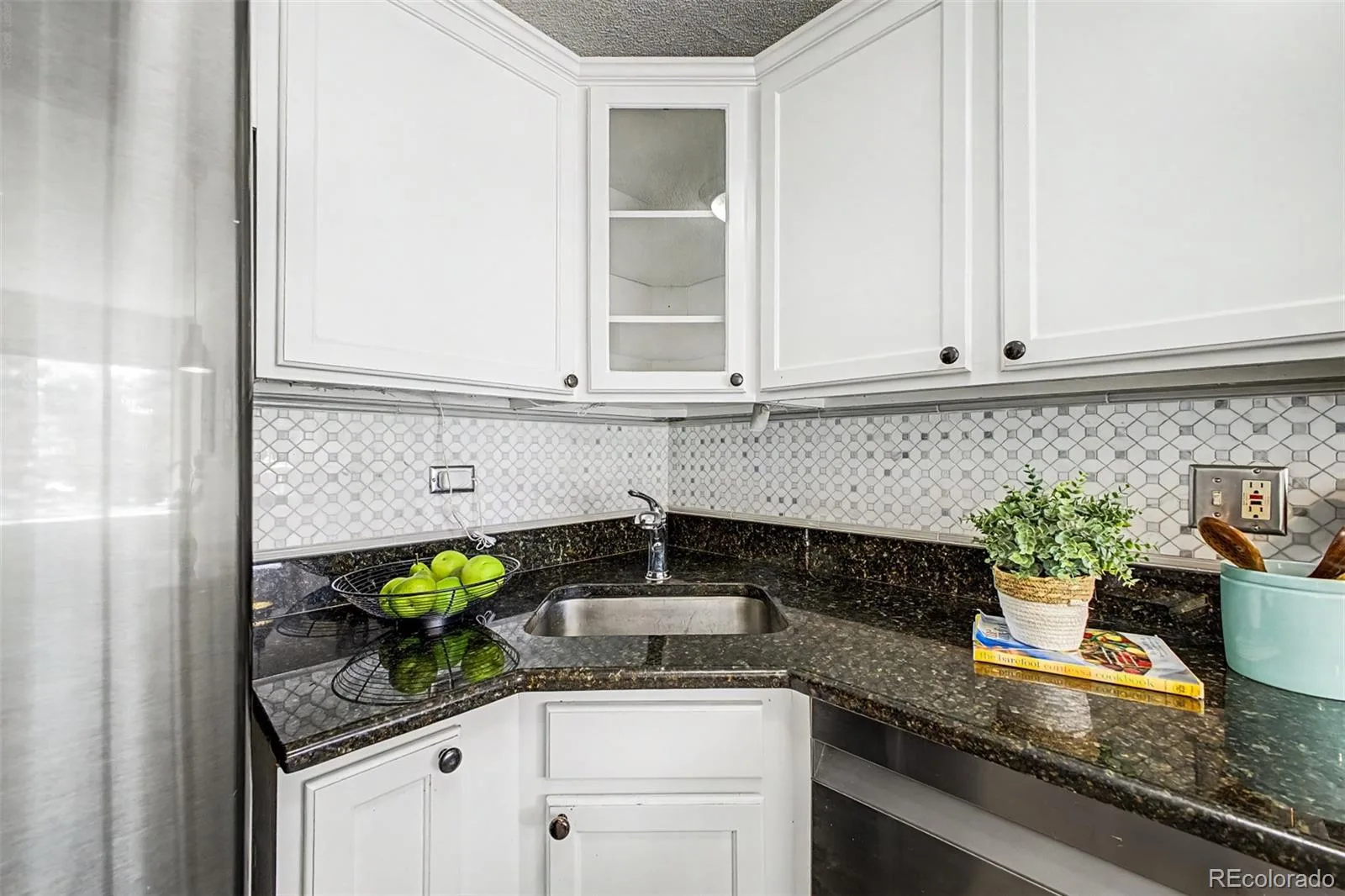 909 N Logan Street #2A Denver CO 80203 | MLS #REC8266844 08032026234757 1600 10