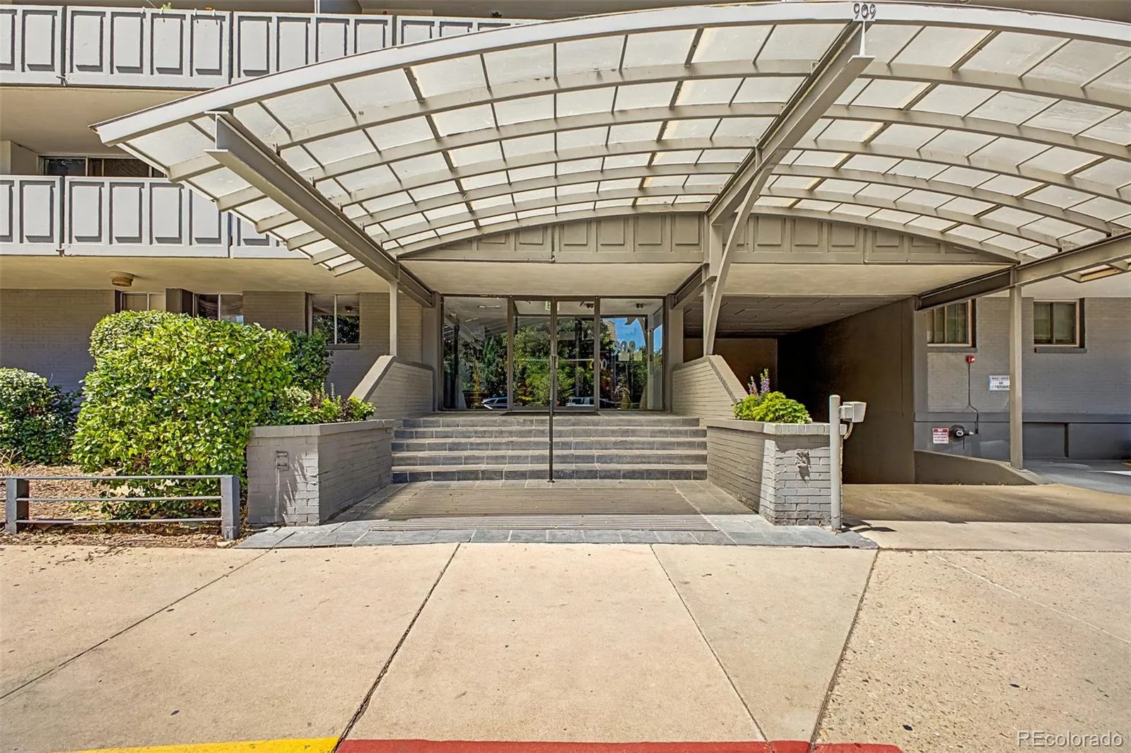 909 N Logan Street #2A Denver CO 80203 | MLS #REC8266844 08032026234757 1600 2