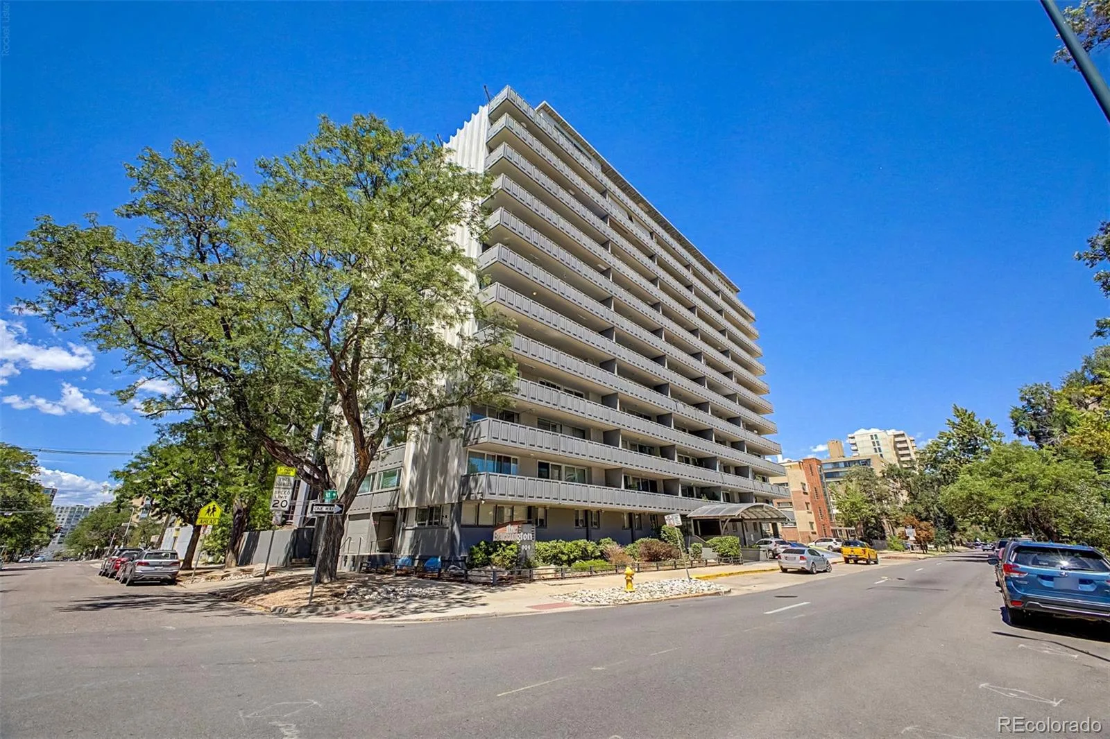 909 N Logan Street #2A Denver CO 80203 | MLS #REC8266844 08032026234757 1600 24