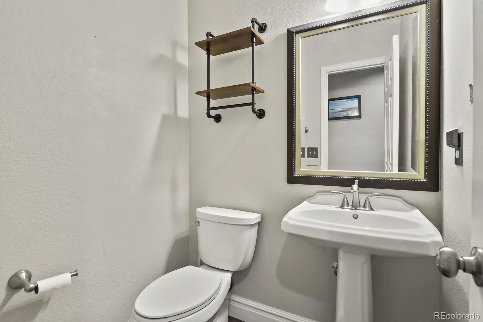 9907 Blackbird Circle Highlands Ranch CO 80130 MLS #REC8267024 07142026202555 1600 17