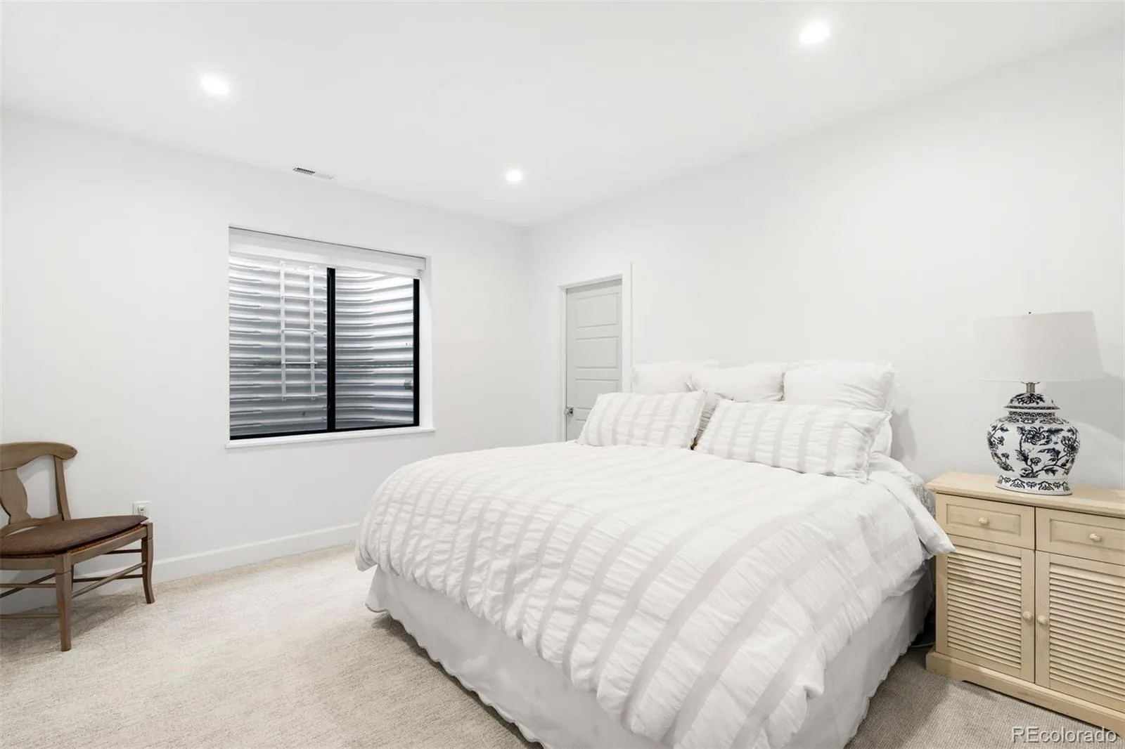2697 S Clayton Street Denver CO 80210 | MLS #REC8267480 08262026170101 1600 34
