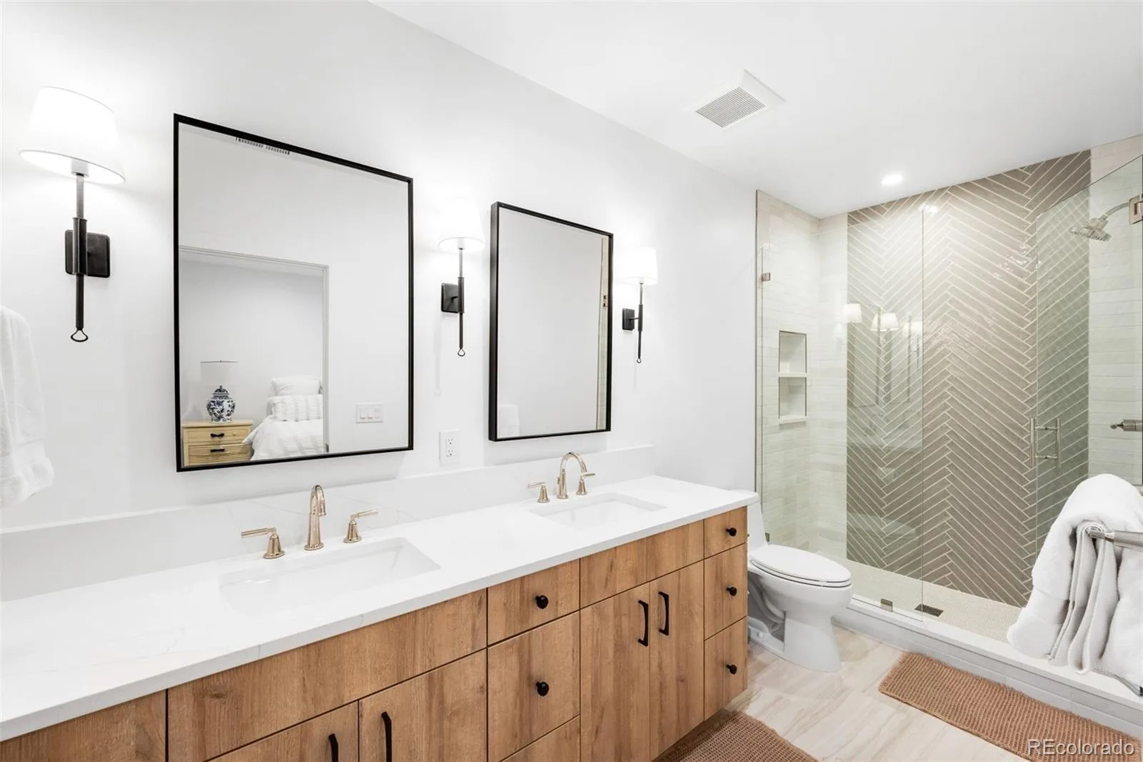 2697 S Clayton Street Denver CO 80210 | MLS #REC8267480 08262026170101 1600 35
