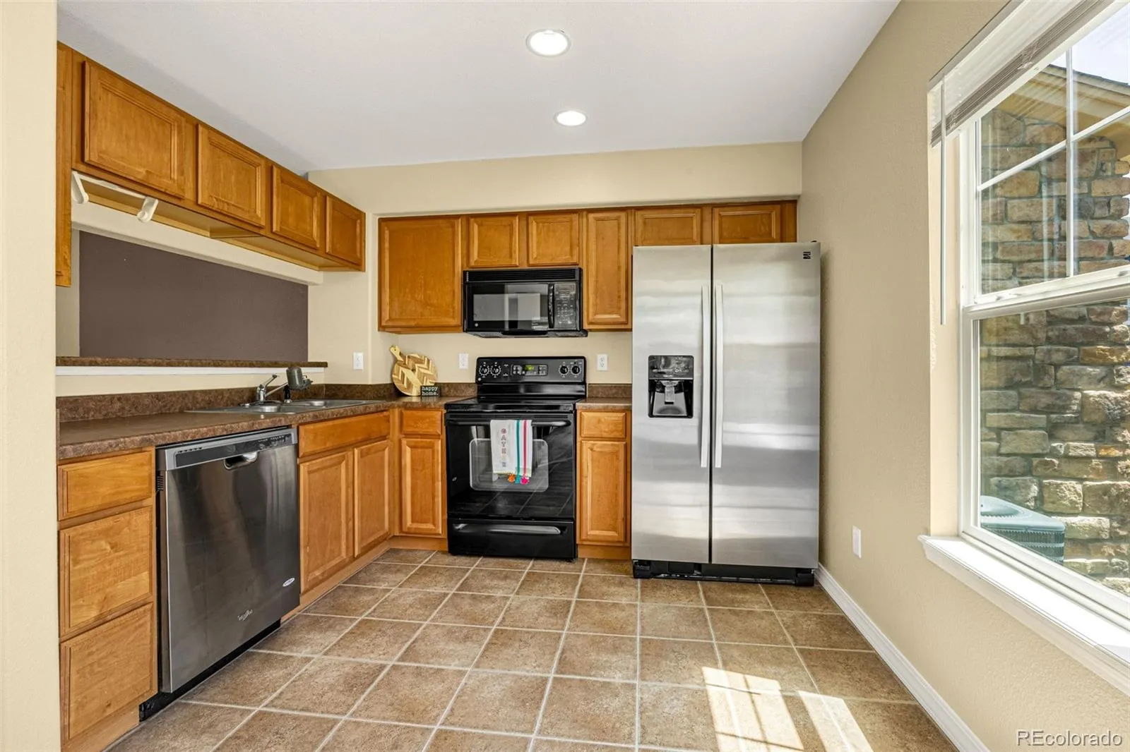 23560 Alamo Place #B Aurora CO 80016 MLS #REC8269099 04272026221105 1600 6