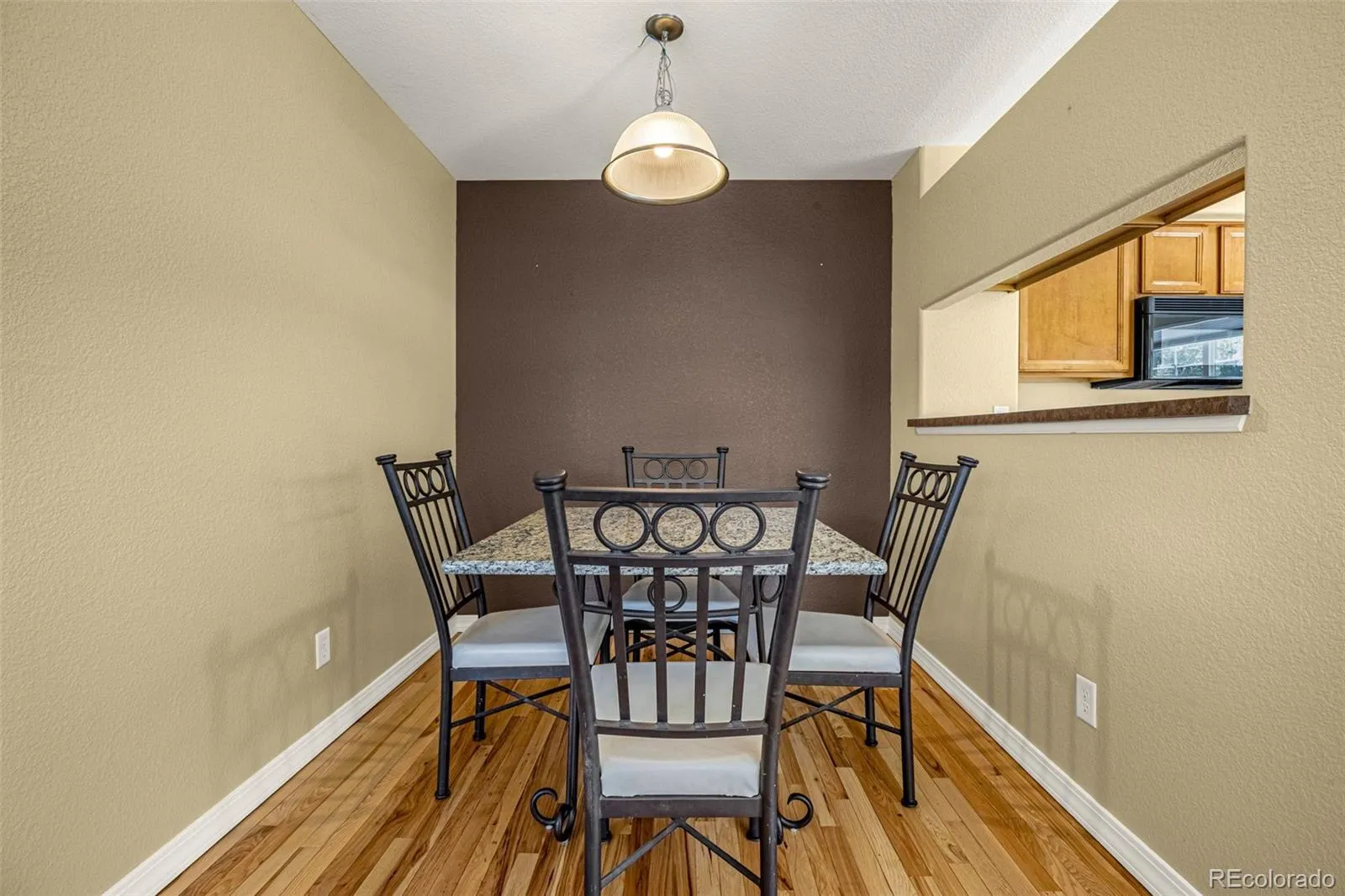 23560 Alamo Place #B Aurora CO 80016 MLS #REC8269099 04272026221105 1600 8