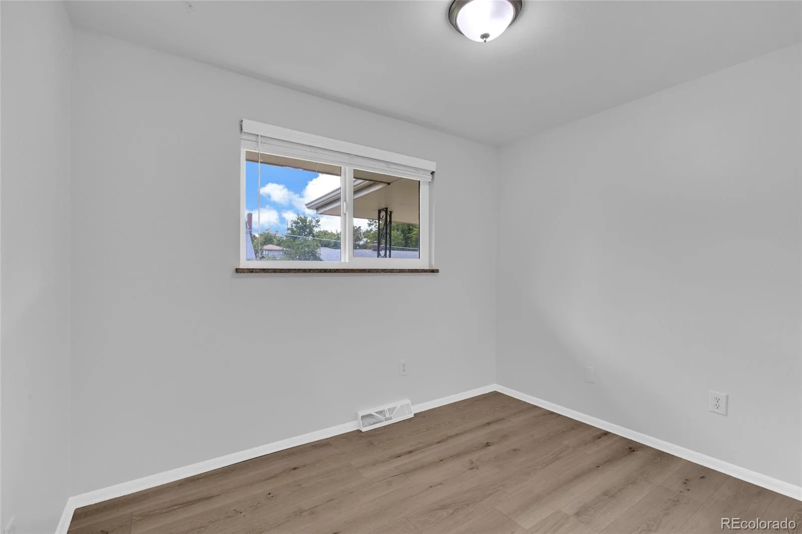2921 E Colorado Avenue Denver CO 80210 | MLS #REC8269251 09222026084747 1600 17