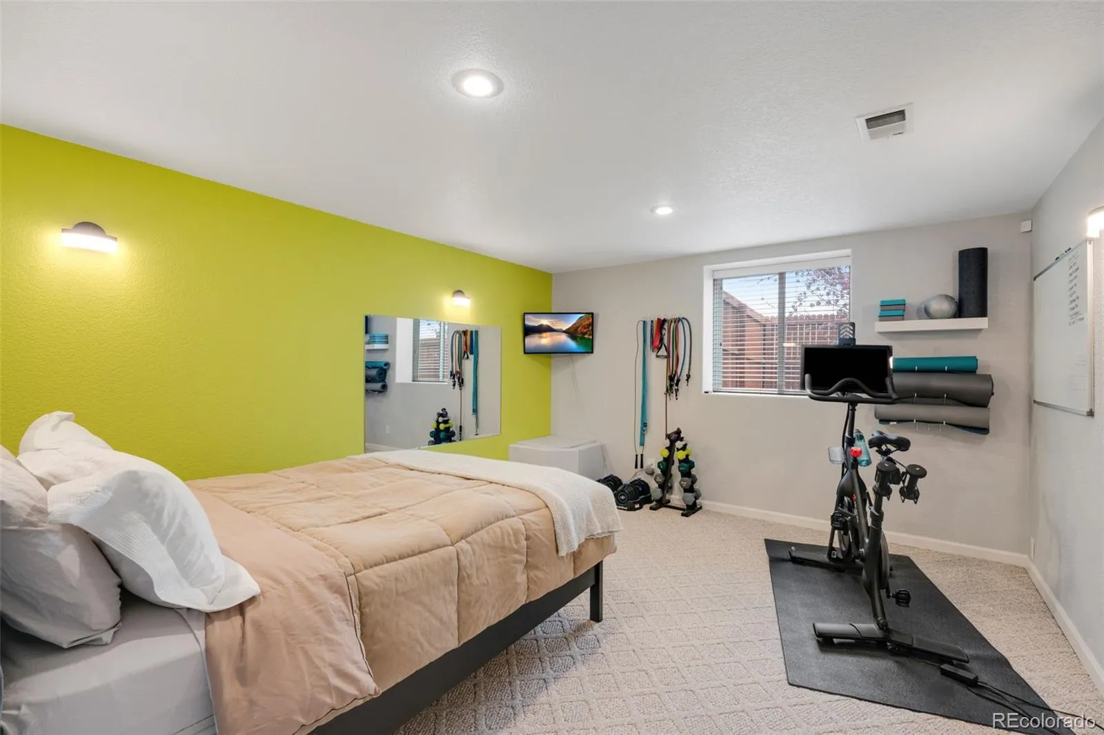 17701 E Powers Drive Centennial CO 80015 MLS #REC8270141 05072026021816 1600 31