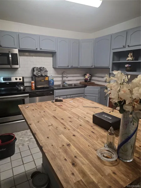2361 Eppinger Denver CO 80229 | MLS #REC8270957 07132026235527 800 11