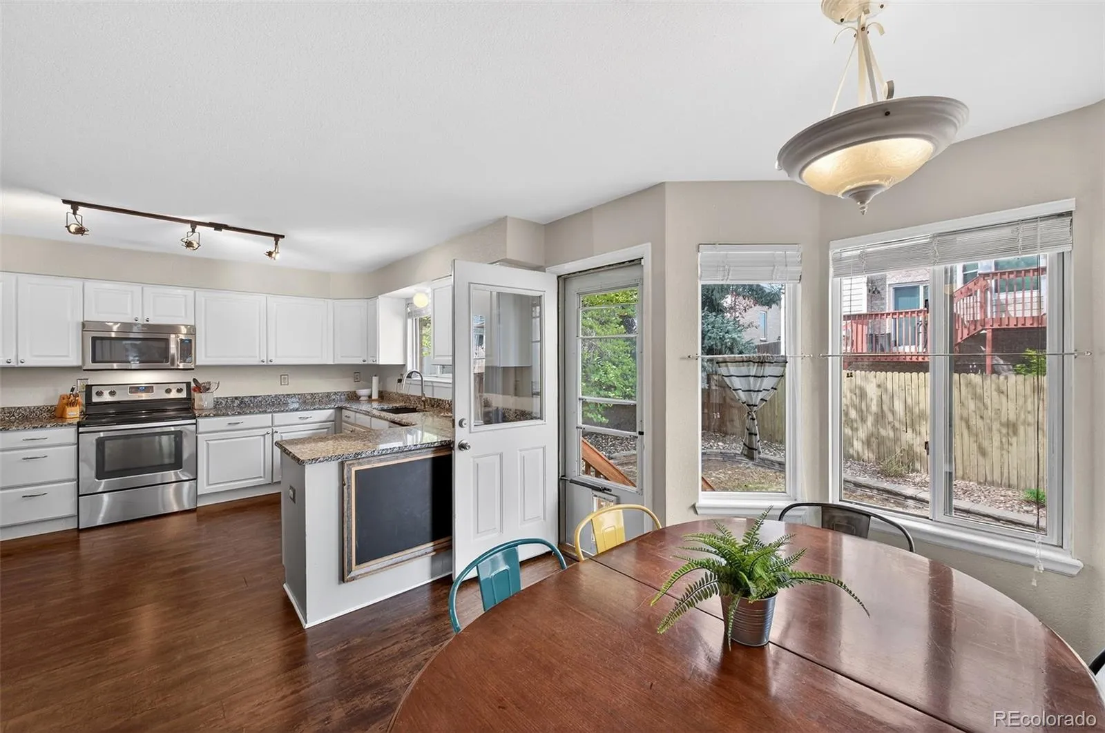 10023 W 81st Lane Arvada CO 80005 MLS #REC8272058 05032026173445 1600 12