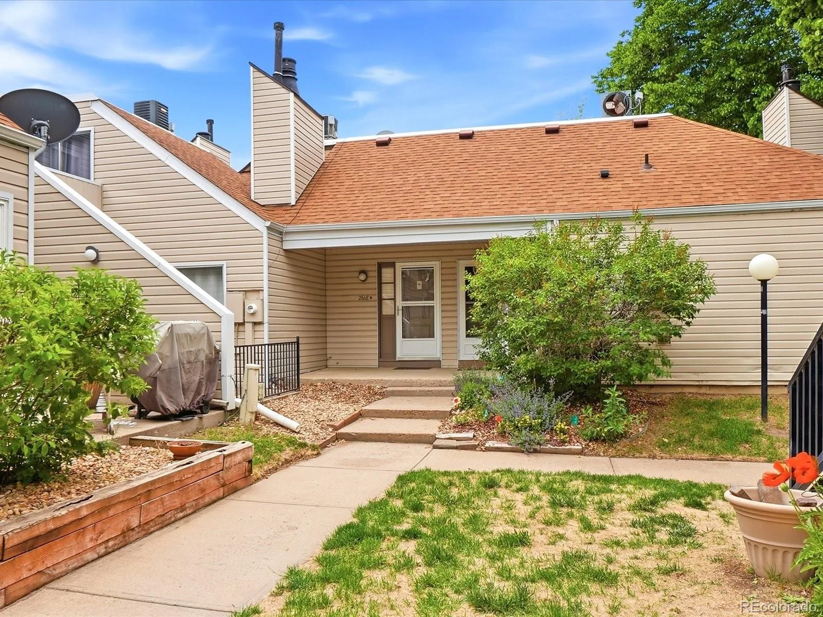 2618 S Xanadu Way #A Aurora CO 80014 | MLS #REC8273494 06082026205534 1600 8