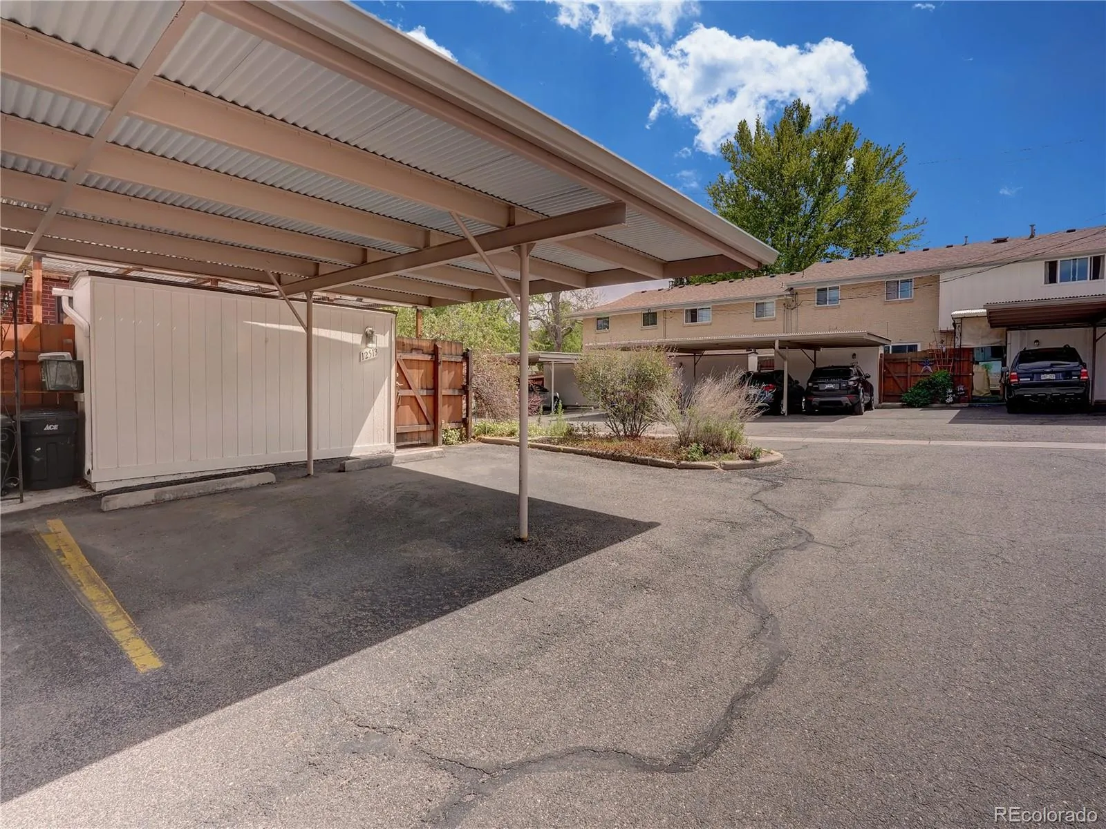 12513 W Alameda Drive Lakewood CO 80228 | MLS #REC8273903 05162026041612 1600 29