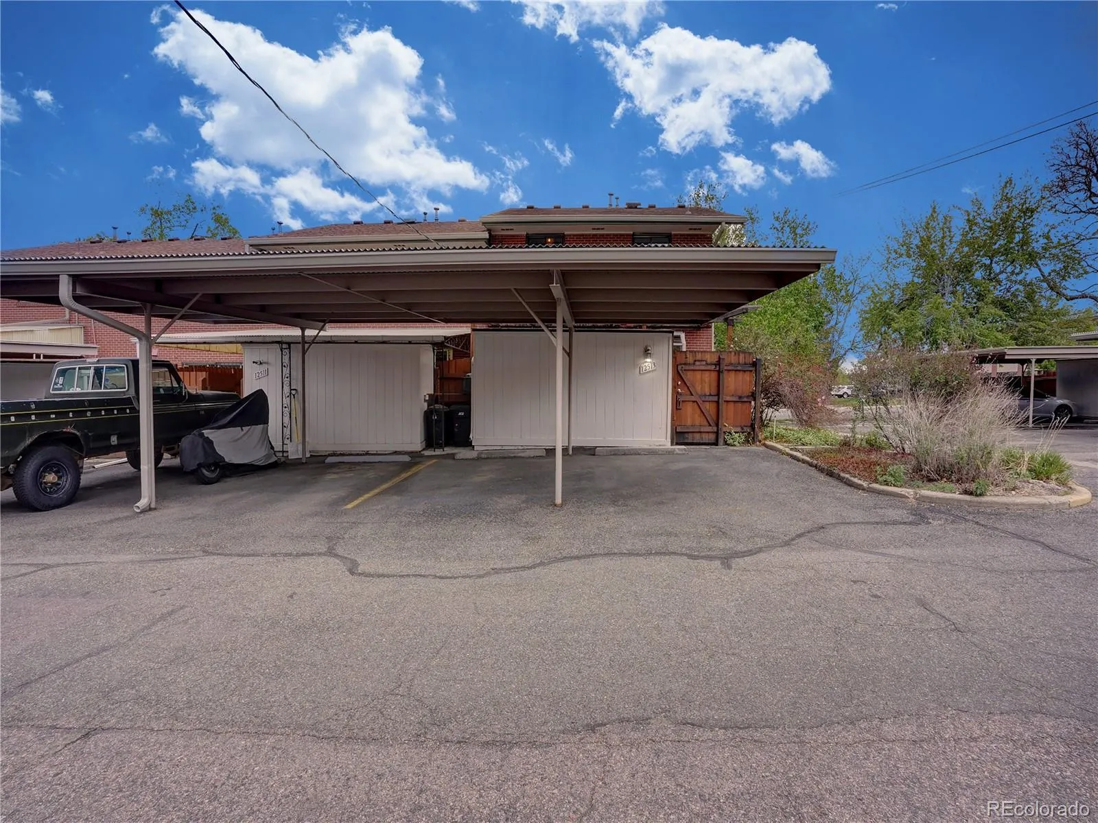 12513 W Alameda Drive Lakewood CO 80228 | MLS #REC8273903 05162026041612 1600 34
