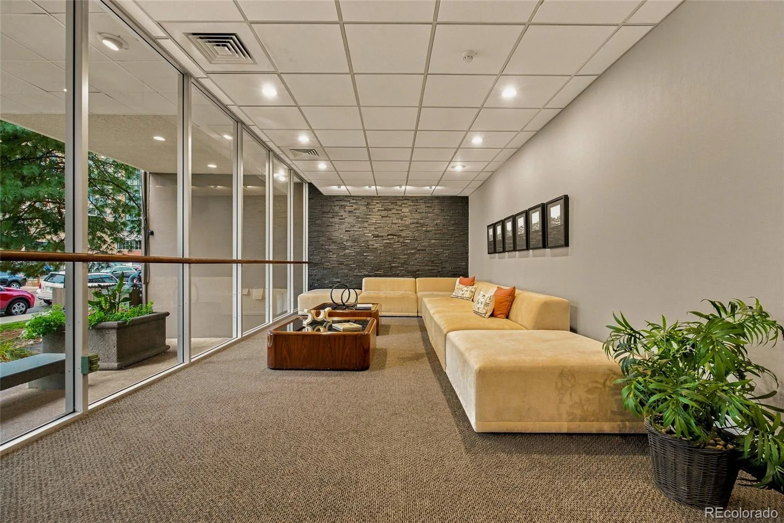 2 Adams Street #908 Denver CO 80206 | MLS #REC8276285 09222026084637 1600 27