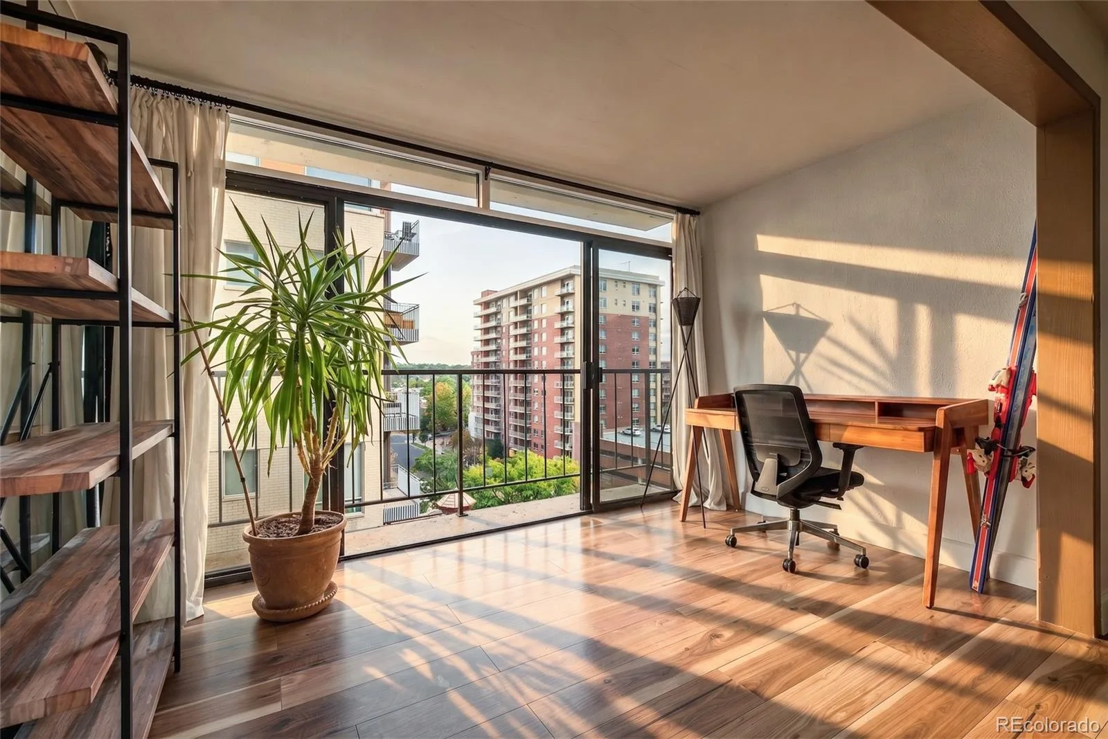 2 Adams Street #908 Denver CO 80206 | MLS #REC8276285 09222026084637 1600 3