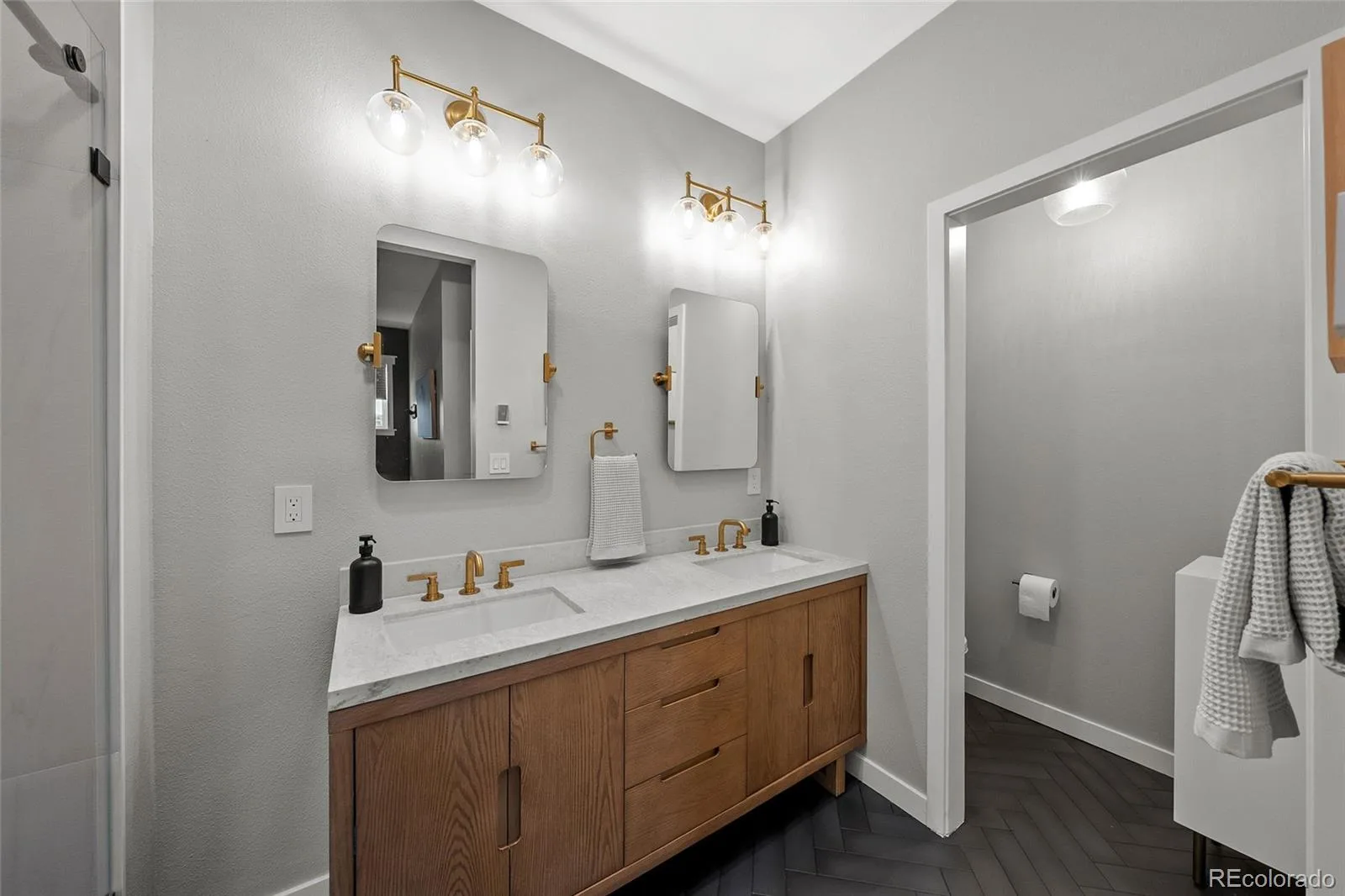 3335 Cranston Circle Littleton CO 80126 | MLS #REC8276484 08072026170050 1600 23
