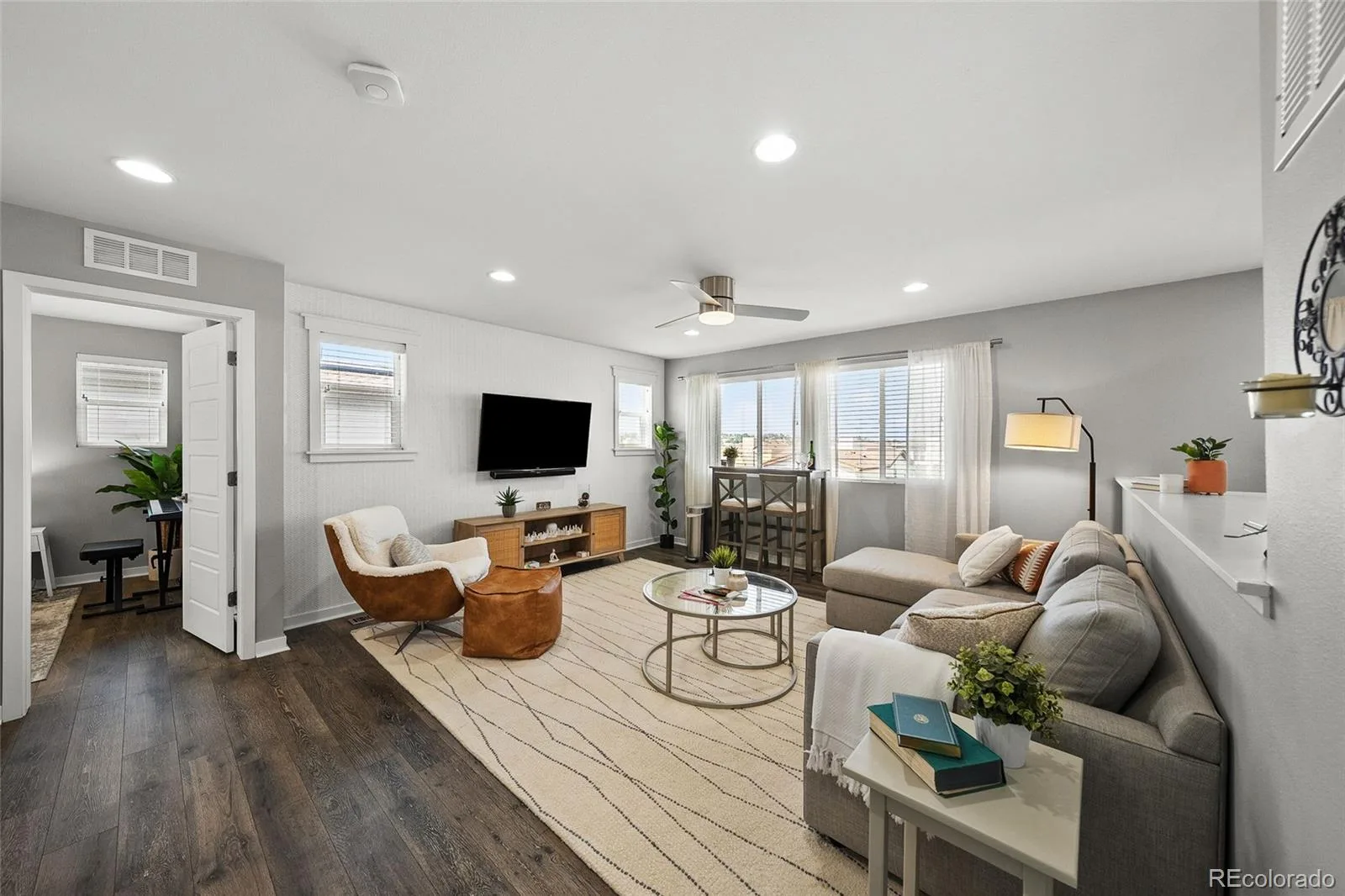 3335 Cranston Circle Littleton CO 80126 | MLS #REC8276484 08072026170050 1600 25