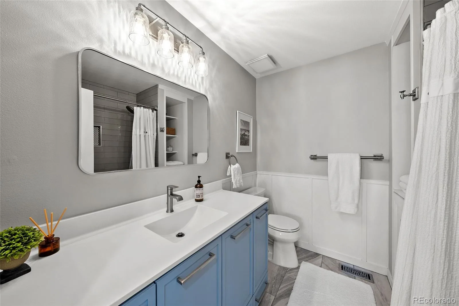 3335 Cranston Circle Littleton CO 80126 | MLS #REC8276484 08072026170050 1600 29