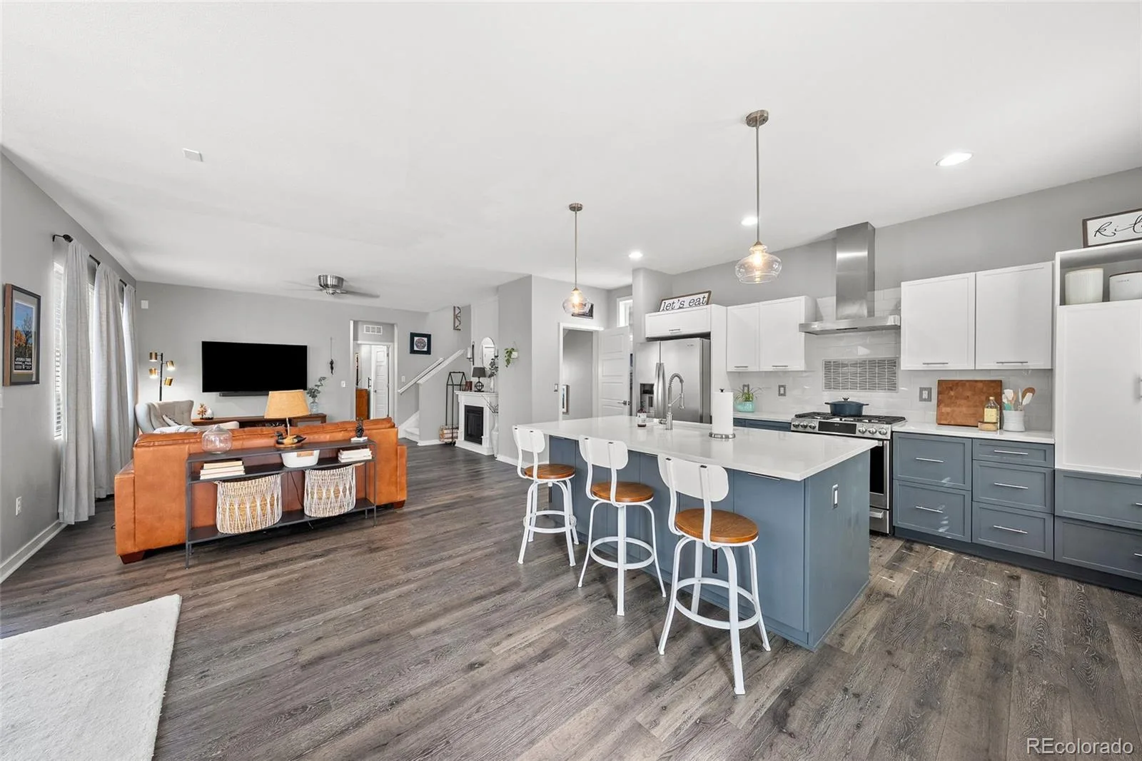 3335 Cranston Circle Littleton CO 80126 | MLS #REC8276484 08072026170050 1600 6