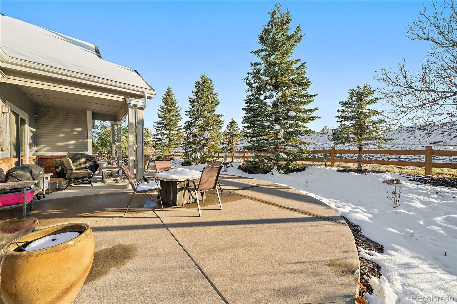 8251 S Quatar Circle Aurora CO 80016 MLS #REC8277083 05132026015211 1600 38