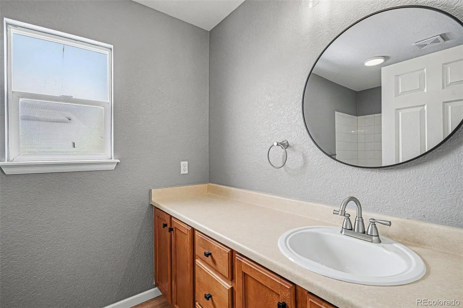 20734 E 49th Avenue Denver CO 80249 MLS #REC8277521 05092026030649 1600 23