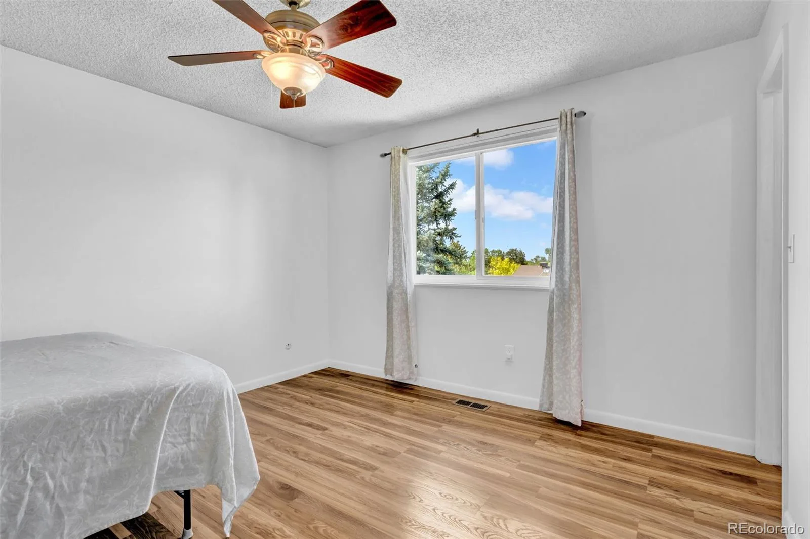 16219 E Linvale Avenue Aurora CO 80013 | MLS #REC8279389 07172026172620 1600 10