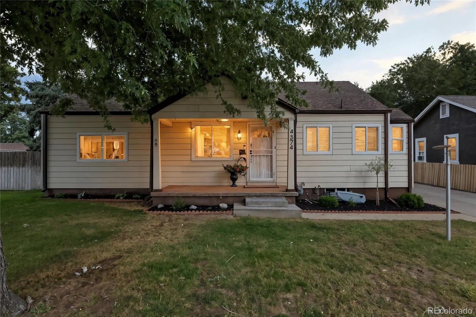 4374 S Galapago Street Englewood CO 80110 MLS #REC8280064 04272026051526 1600 1