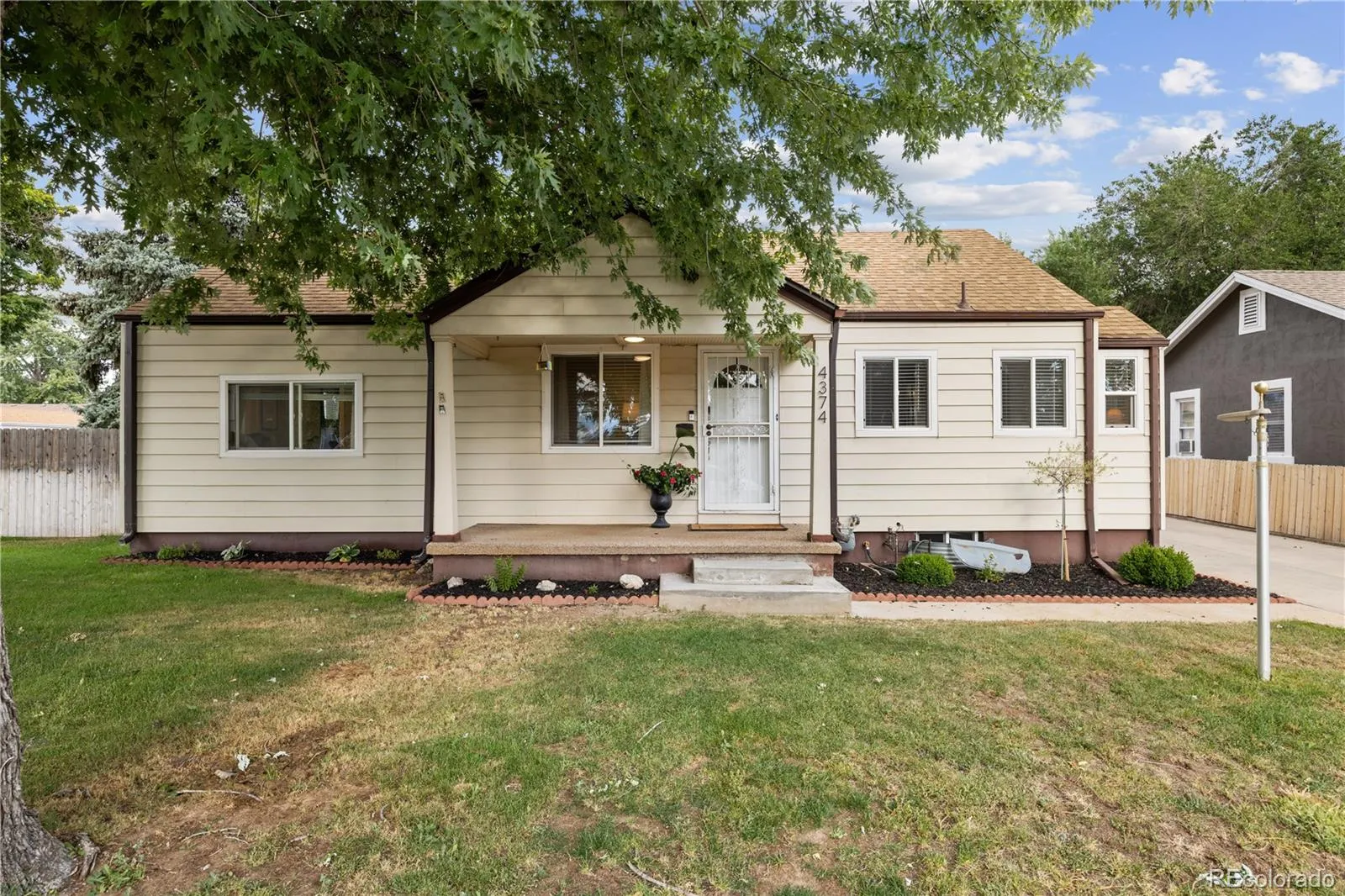 4374 S Galapago Street Englewood CO 80110 MLS #REC8280064 04272026051526 1600 2