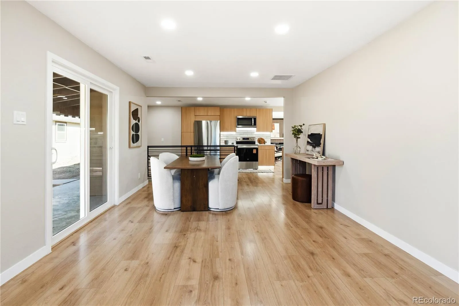 893 S Tejon Street Denver CO 80223 MLS #REC8281567 04222026145004 1600 18