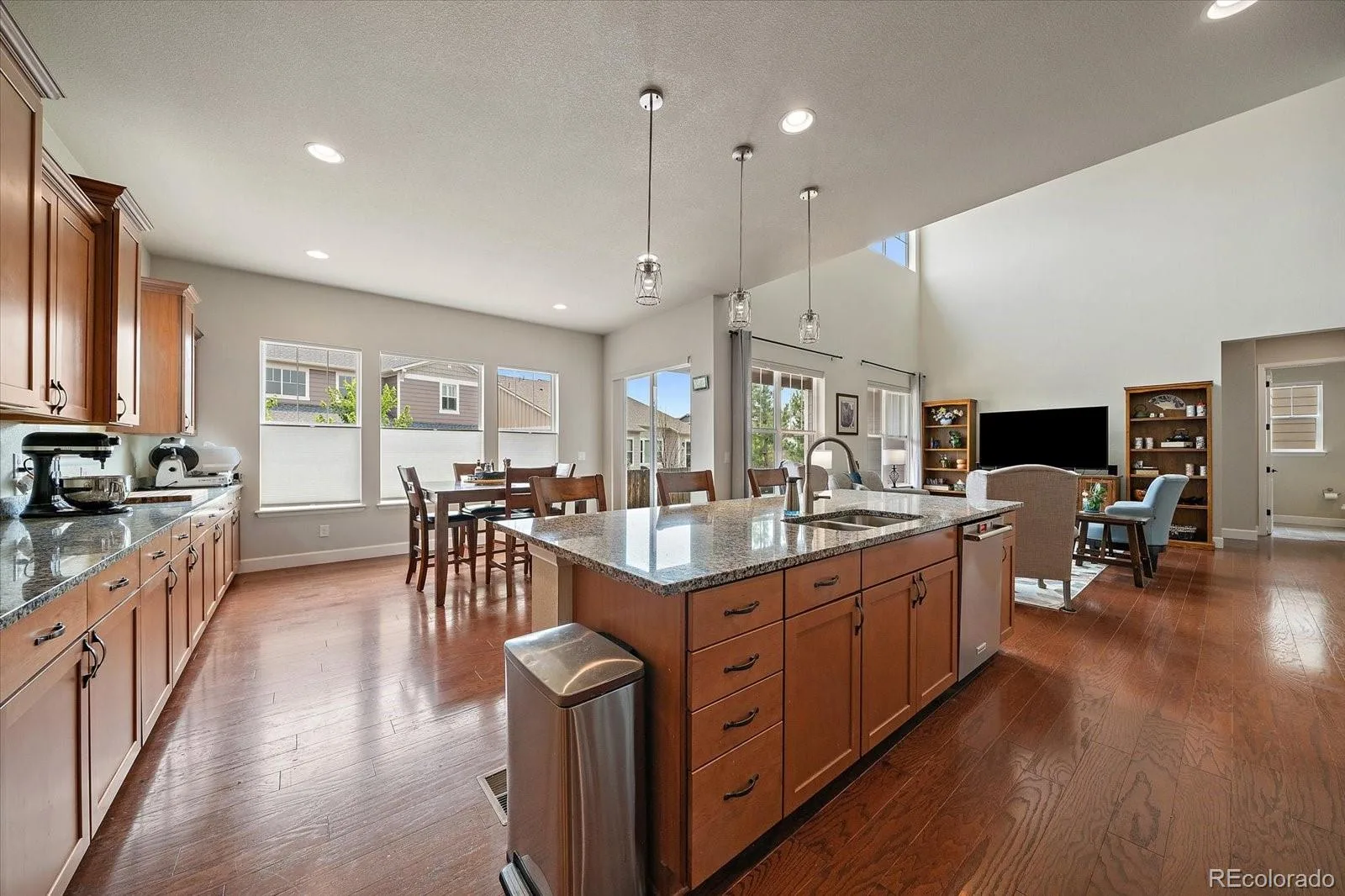 10260 Cosmopolitan Circle Parker CO 80134 MLS #REC8281841 08062026200723 1600 19