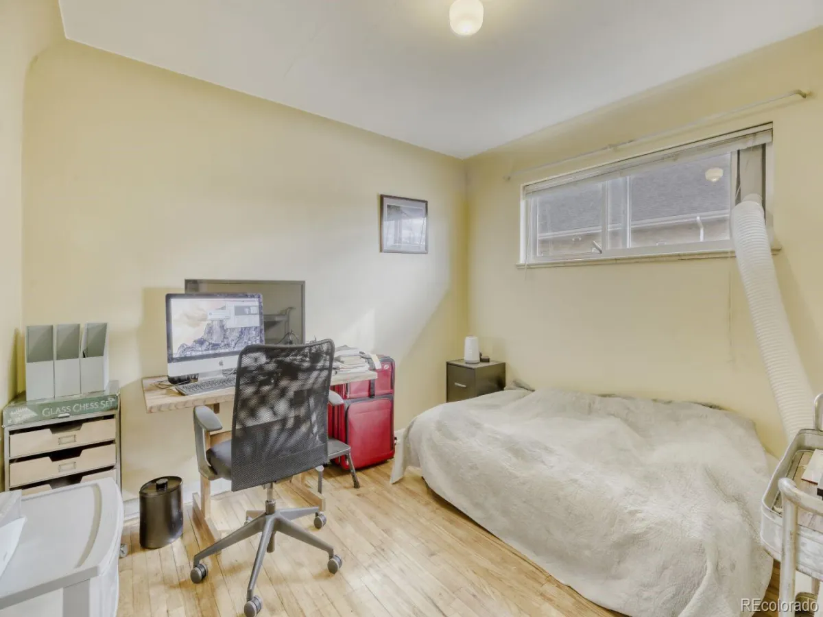 04162026163801 1200 11