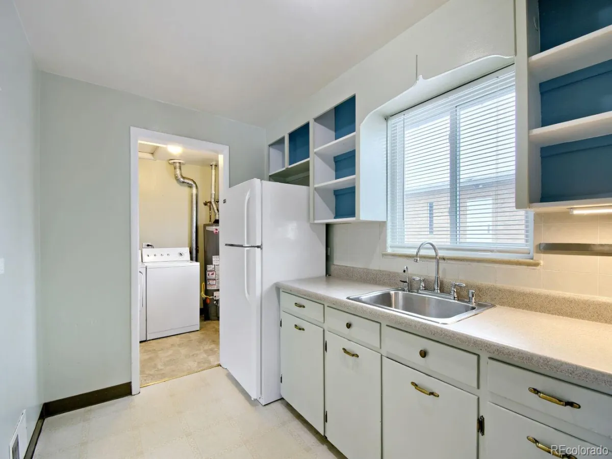 3532 Forest Street Denver CO 80207 MLS #REC8282763 05082026155546 1200 14